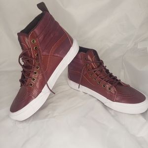 RARE Vans Sk8-Hi All Weather MTE. Pebbled Leather. Wmn's Size 7. Men's Size 5.5